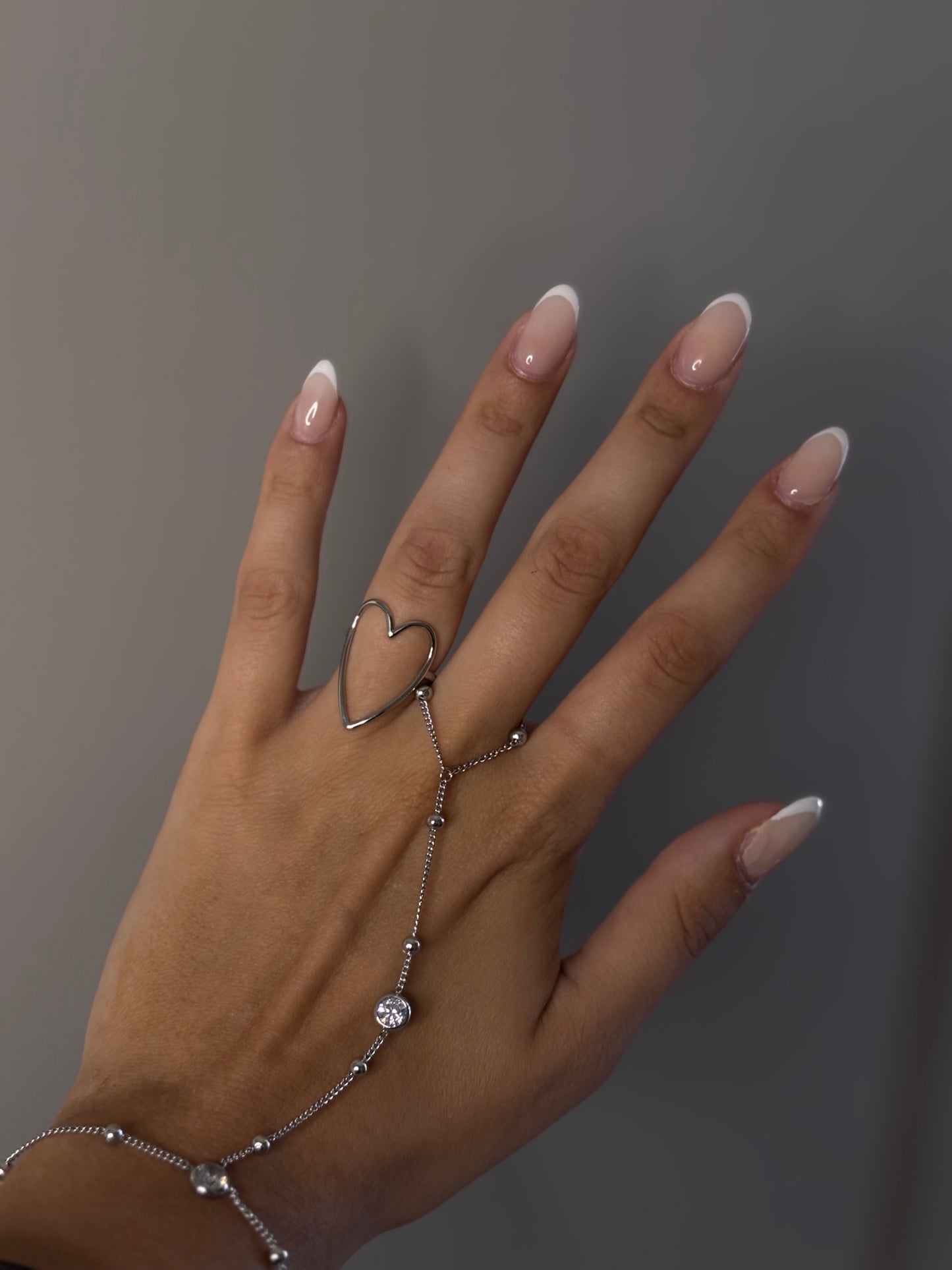 Open hart ring